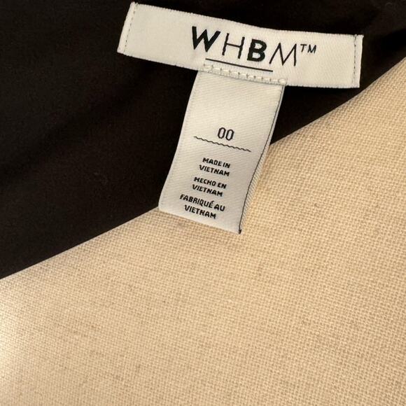 White House Black Market - Black Floral Print Skirt - Full and Flowy! Size 00 - Picture 4 of 8